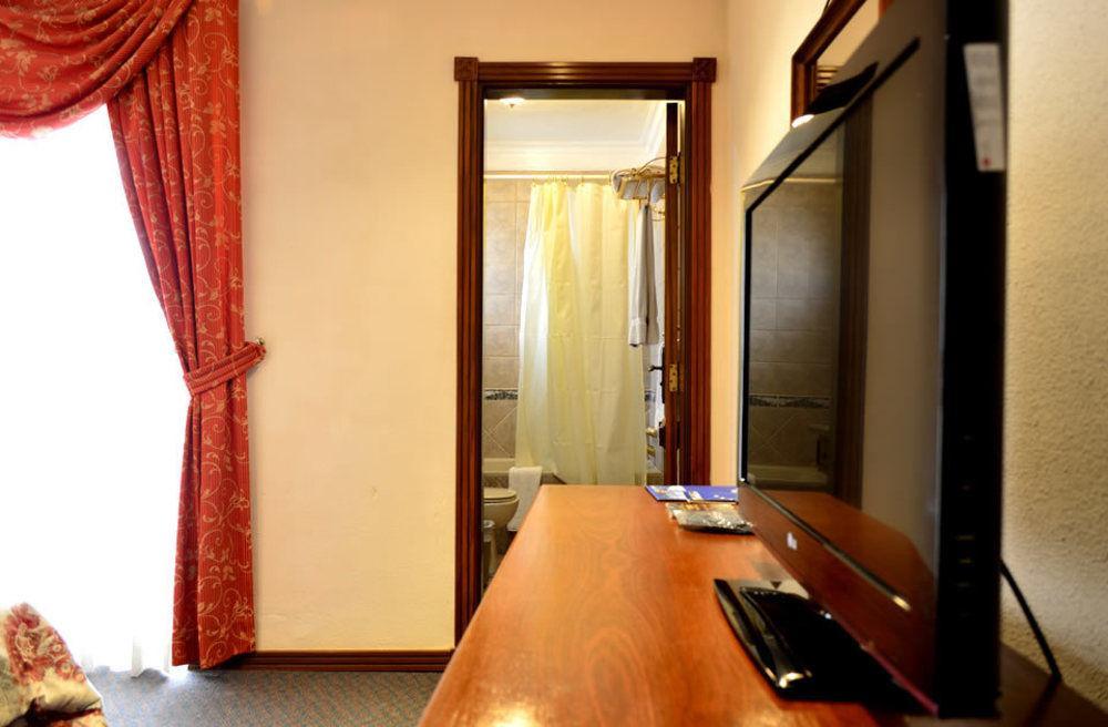 Paulistania Casa Blanca Hotel Santa Cruz de la Sierra Kültér fotó